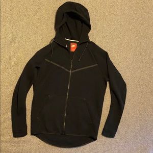 Nike Tech Fleece hoodie (size M)